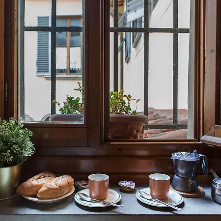 Chiasso Degli Armati * فلورنس