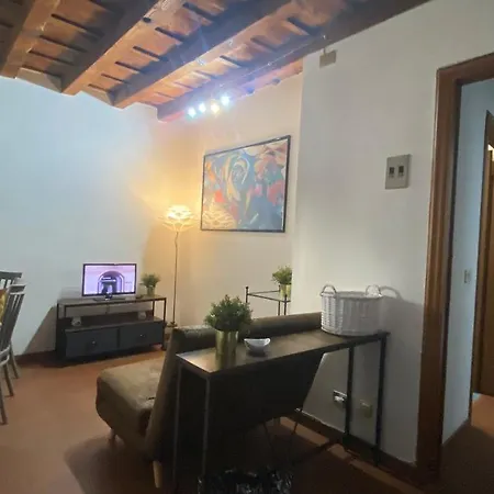 דירה Chiasso Degli Armati